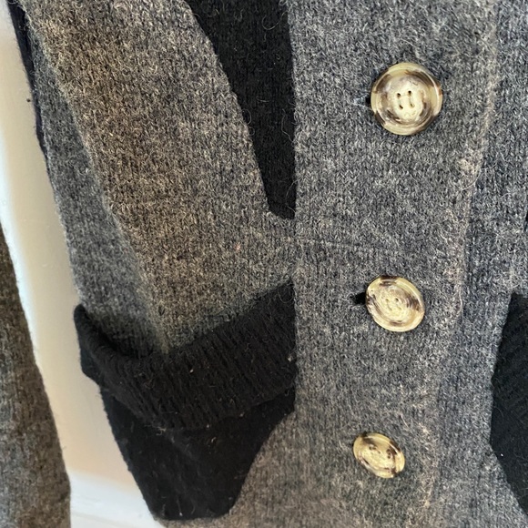 Preloved Brand Cardigan Sweater - Picture 3 of 5